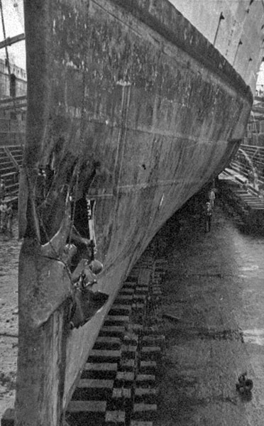 Damage to HMS Gambia after collision with HMS Pheobe