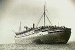 SS Nieuw Amsterdam in Sydney Harbour, New South Wales, Australia in May 1941. The ship would shortly be taking the thousands of troops to Malaya. Australian War Memorial 007060