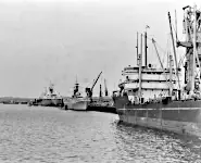 The ship on the right is MS Norse Captain